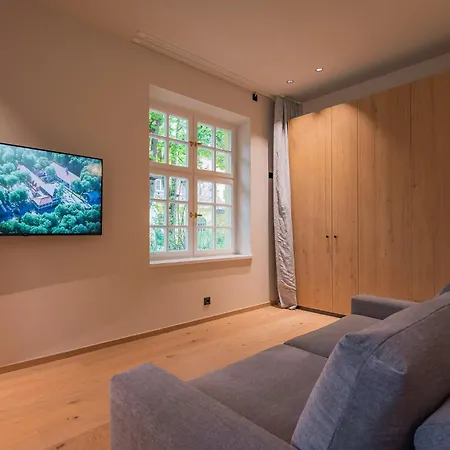 Gutshotel Menterschwaige - Heritage Boutique With Timless Elegance Hotel