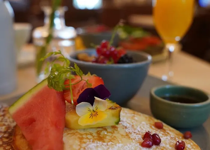 Gutshotel Menterschwaige - Heritage Boutique With Timless Elegance Otel 4*