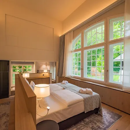 Augustiner Gutshof Menterschwaige Hotell